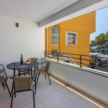 Luxury Apartments Lovorka 1 & 2**** Selce Exterior foto